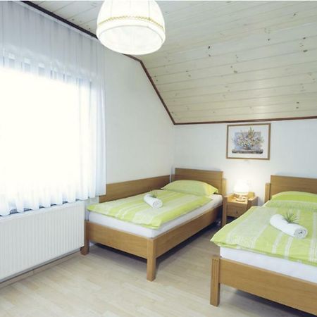 Hotel Zupancicev Hram Dragatuš Esterno foto