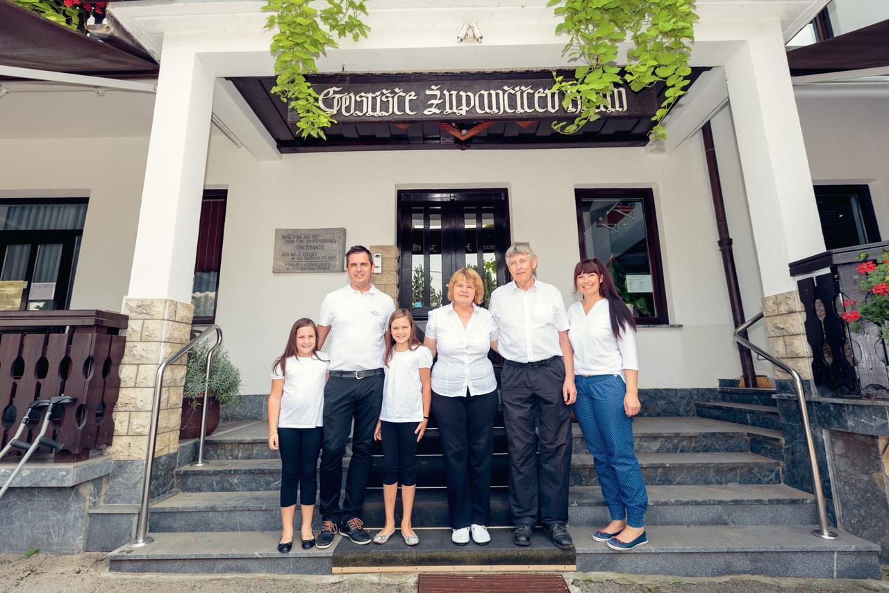 Hotel Zupancicev Hram Dragatuš Esterno foto